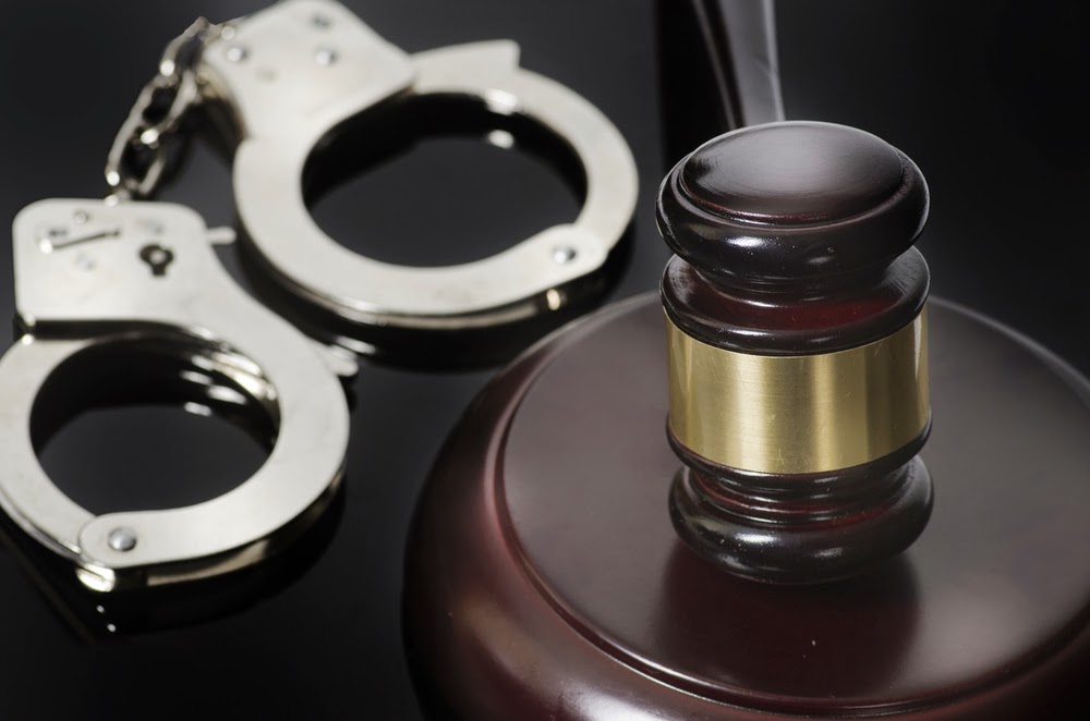 cuffs2Band2Bgavel