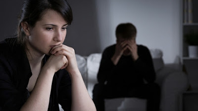couple2Bcontemplating2Bdivorce