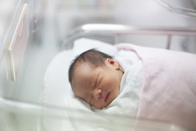 new2Bbaby2Bin2Bhospital